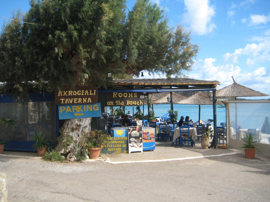 Coral Front Beach Zakros Ngoại thất bức ảnh